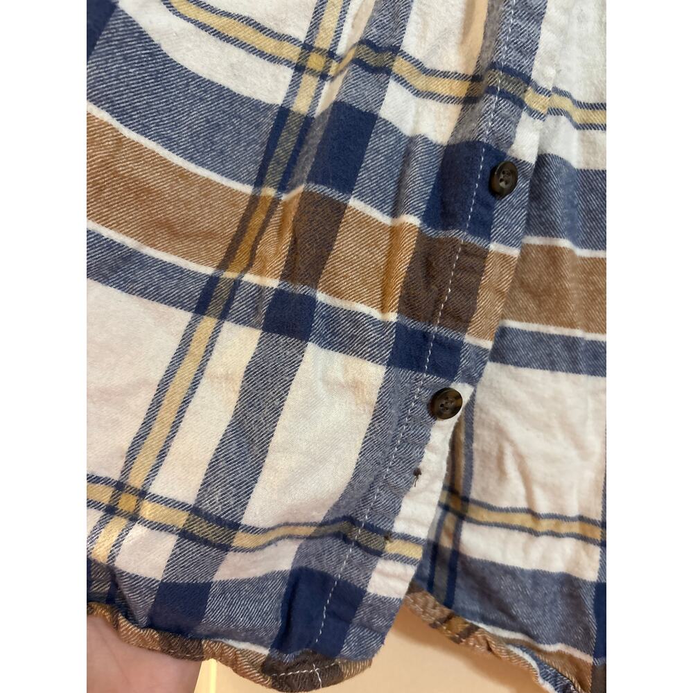 Men’s Small Flannel Button Up - Picture 3 of 5